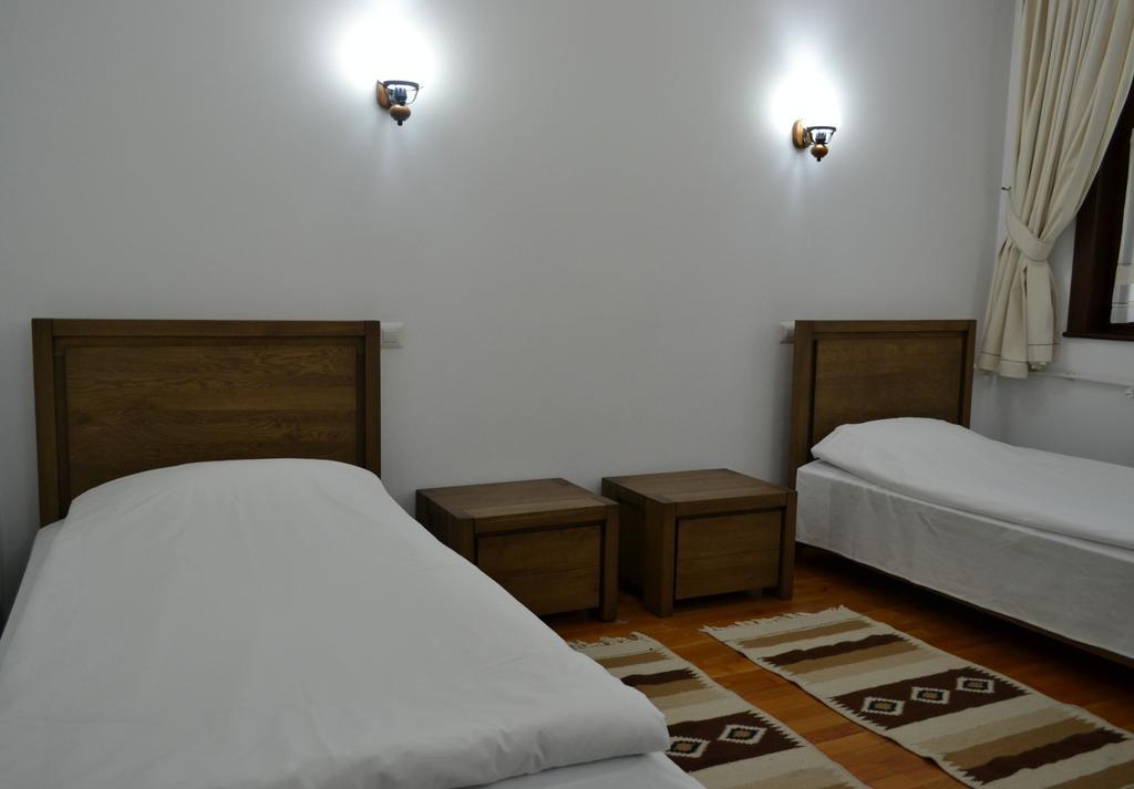 יאשי Casa De Oaspeti Sfantul Nicolae מראה חיצוני תמונה