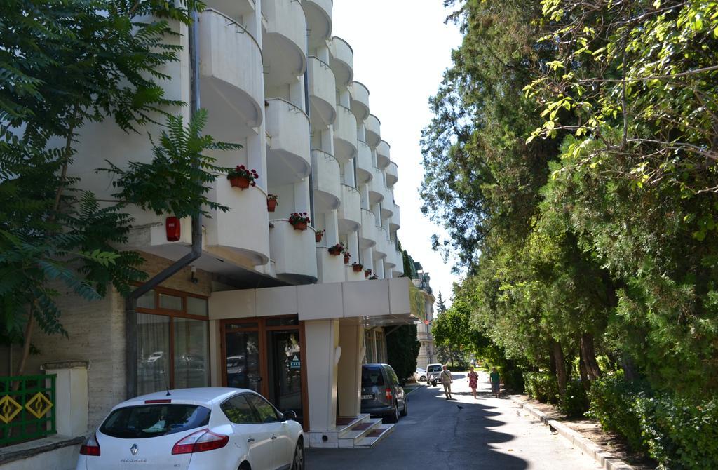 יאשי Casa De Oaspeti Sfantul Nicolae מראה חיצוני תמונה